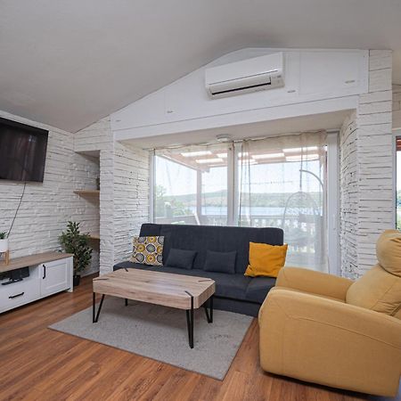 Apartment Dalmatino Posedarje Kültér fotó